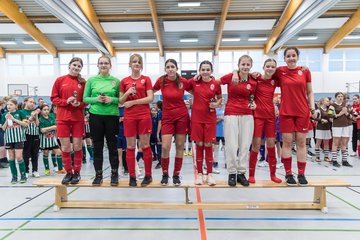 Bild 41 - C-Juniorinnen 2 Loewinnen Cup